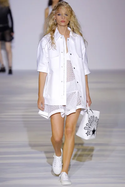 Look 8